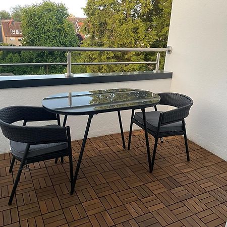 Moderne Ferienwohnung In Gelsenkirchen-Schalke Fuer 1 Bis 7 Personen Mit Terrasse, Ideal Fuer Gruppen & Stadionbesuche Екстер'єр фото